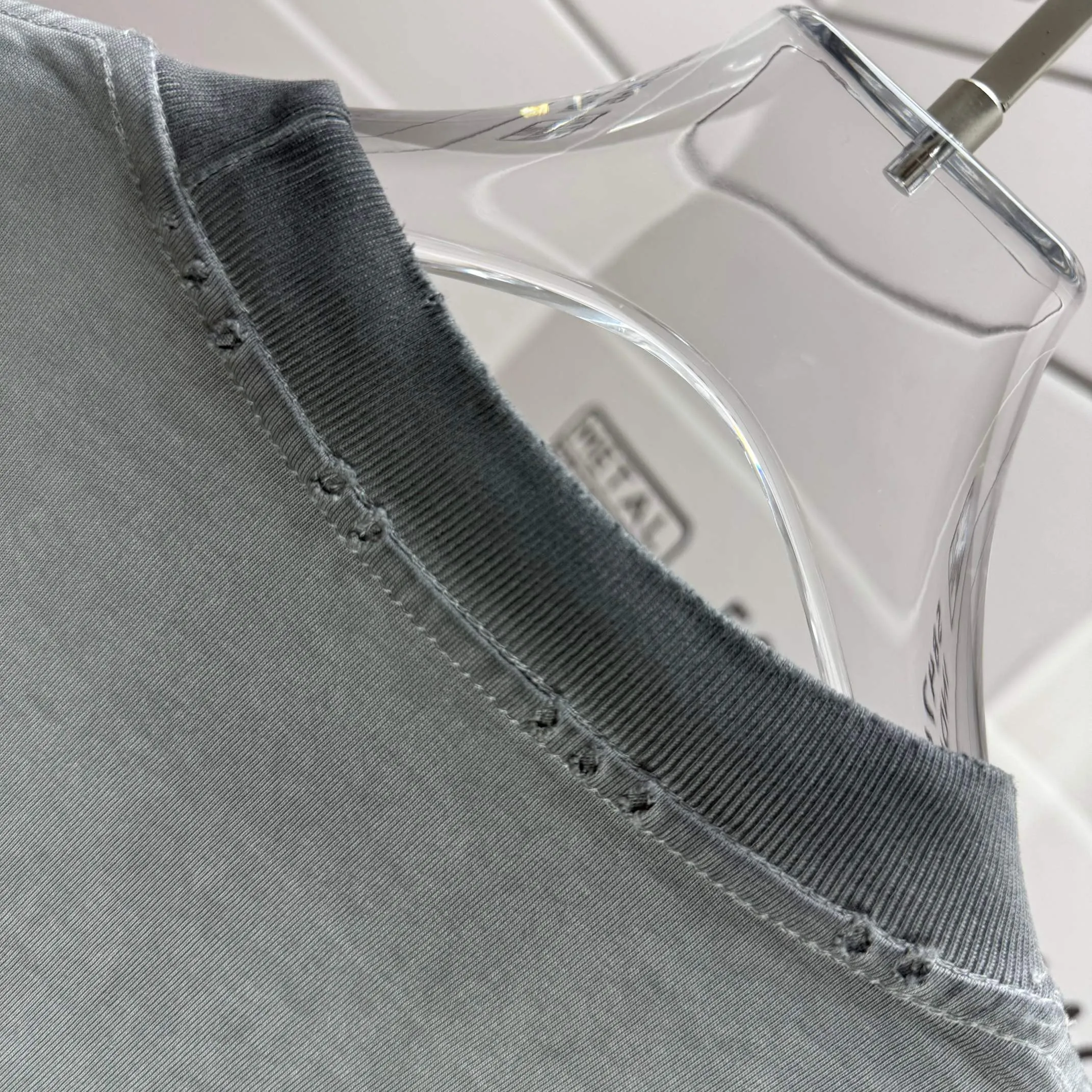 P160 Ston* islan* 石*岛 2025 autumn and winter new style, washed and worn 320g round neck short-sleeved tee, loose version for men and women, color: washed black, washed white, washed gray, washed brown gray Size: S M L XL XXL Size: S (90-130 catties) M (120-150 catties) L (140-165 catties) (160-180 catties) XXL (180-210 catties)